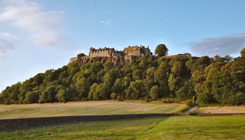 The grandeur of Stirling Castle (DerWeg on Pixabay)